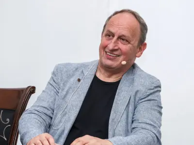 Intel Lotemax obchodní expert